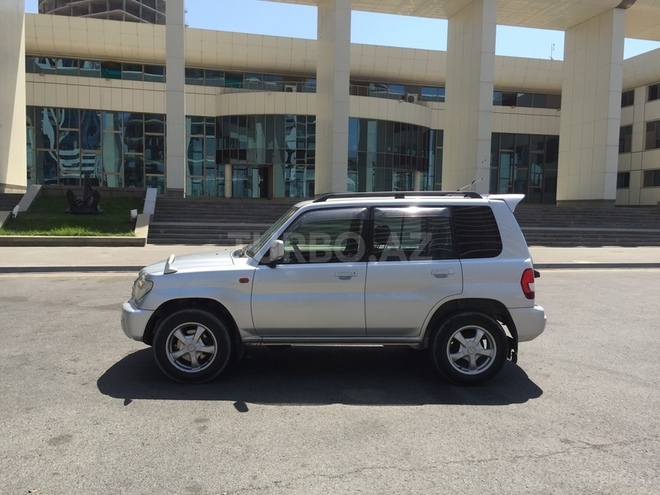 Mitsubishi Pajero io 2001, 167,000 km - 2.0 l - Bakı