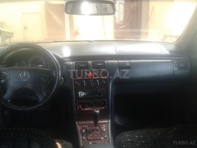 Mercedes C 220 2002, 248,312 km - 2.5 l - Bakı