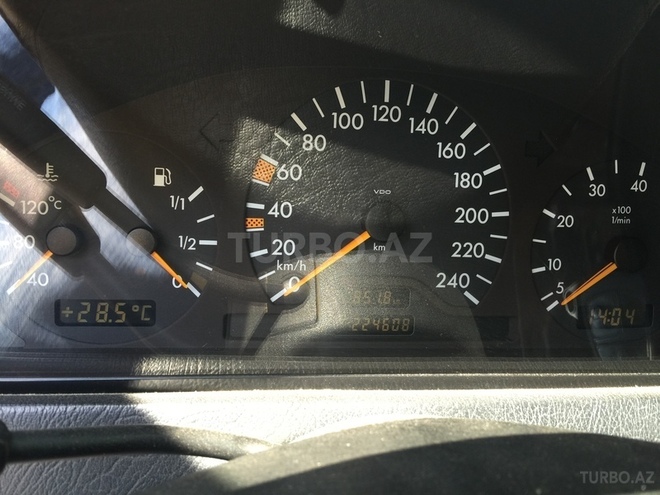 Mercedes C 200 1998, 230,000 km - 2.0 l - Bakı