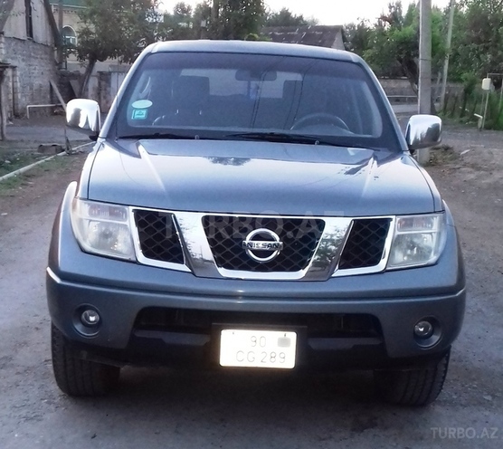 Nissan Navara 2007, 120,000 km - 2.5 l - Qax