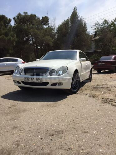 Mercedes E 240 2002, 243,000 km - 2.6 l - Bakı