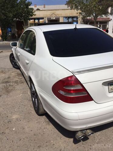 Mercedes E 240 2002, 243,000 km - 2.6 l - Bakı