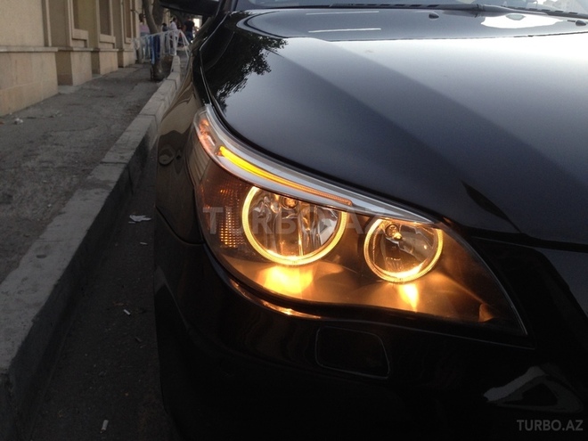 BMW 525 2006, 250,000 km - 0.3 l - Bakı