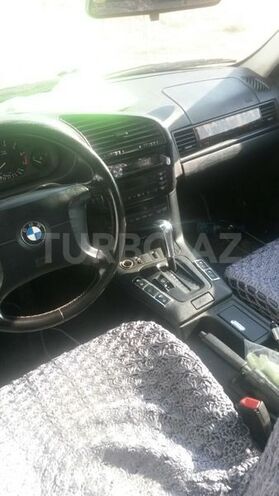 BMW 320 1997, 258,000 km - 2.0 l - Sumqayıt