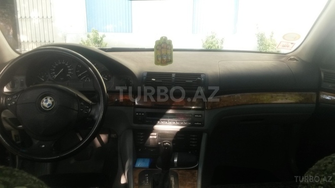 BMW 528 1997, 258,000 km - 2.8 л - Bakı