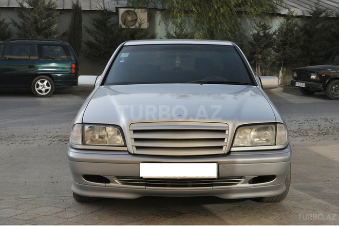 Mercedes C 200 1998, 200,000 km - 2.0 l - Bakı