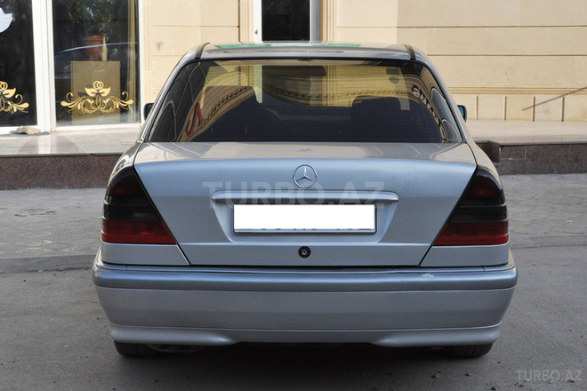 Mercedes C 200 1998, 200,000 km - 2.0 l - Bakı