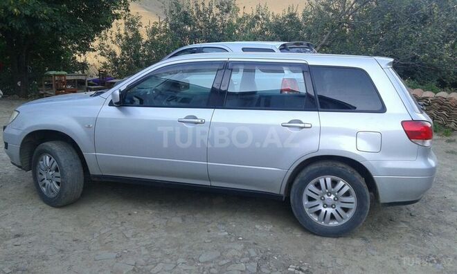 Mitsubishi Airtrek 2001, 160,000 km - 2.0 л - Cəlilabad