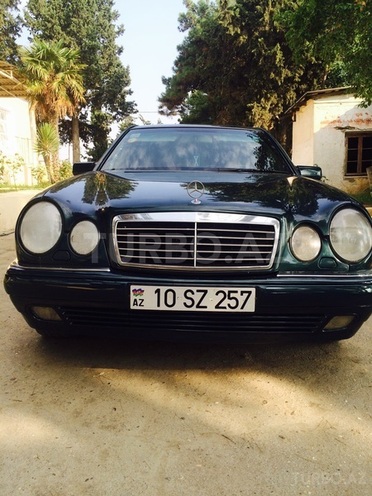 Mercedes E 230 1997, 300,000 km - 2.3 l - Bakı
