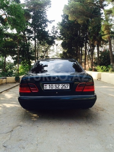 Mercedes E 230 1997, 300,000 km - 2.3 l - Bakı