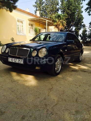 Mercedes E 230 1997, 300,000 km - 2.3 l - Bakı