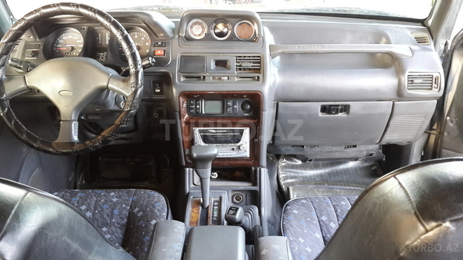 Mitsubishi Pajero 1995, 268,775 km - 0.1 l - Biləsuvar