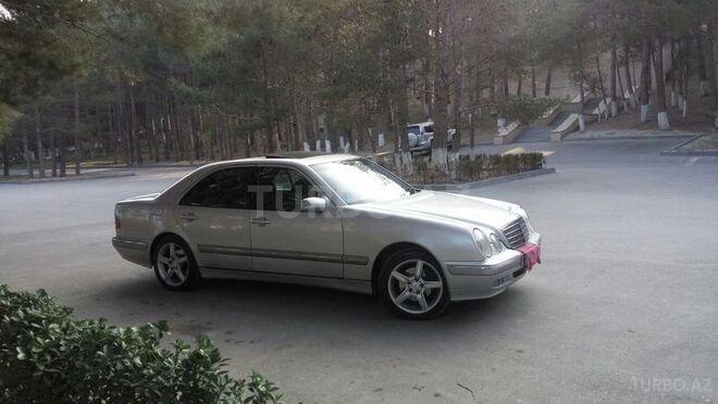 Mercedes E 320 2000, 210,000 km - 3.2 l - Sumqayıt