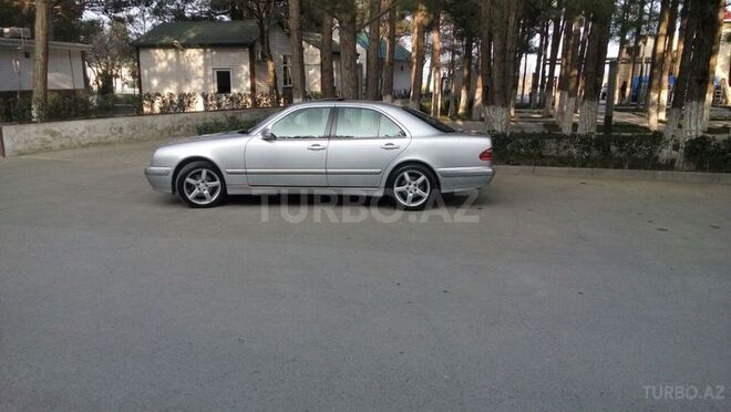 Mercedes E 320 2000, 210,000 km - 3.2 l - Sumqayıt