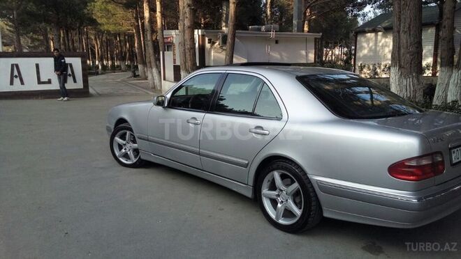 Mercedes E 320 2000, 210,000 km - 3.2 l - Sumqayıt