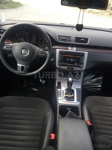 Volkswagen Passat 2011, 111,500 km - 1.8 l - Bakı