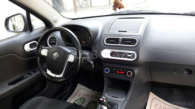 MG 3 2012, 46,000 km - 1.5 l - Bakı