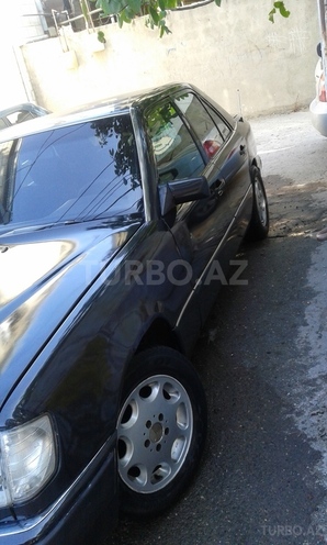 Mercedes E 200 1989, 250,000 km - 2.0 л - Bakı
