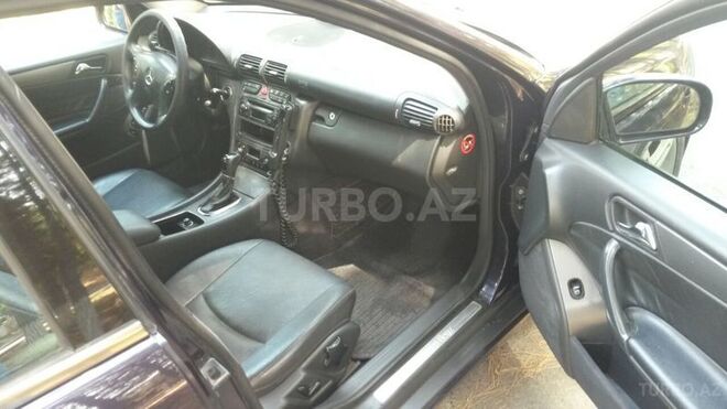 Mercedes C 320 2001, 225,000 km - 3.2 л - Bakı