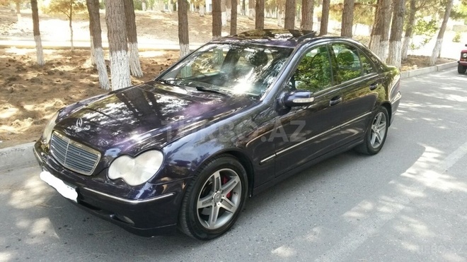 Mercedes C 320 2001, 225,000 km - 3.2 л - Bakı