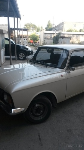 Moskvich  1990, 4,000,000 km - 1.3 l - Sumqayıt