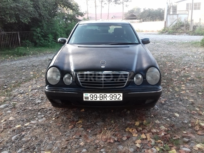 Mercedes E 220 2000, 315,030 km - 2.2 l - Oğuz