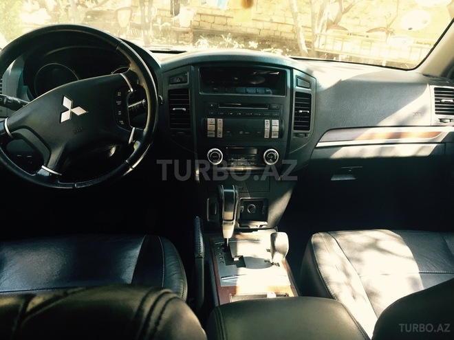 Mitsubishi Pajero 2007, 117,000 km - 3.0 л - Bakı