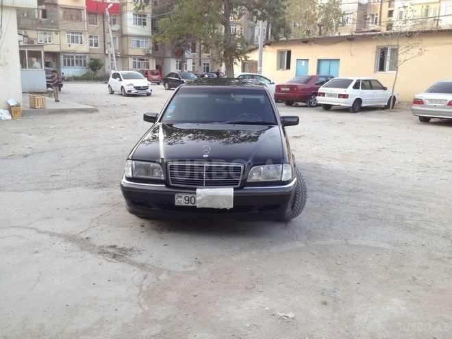 Mercedes C 200 1998, 188,655 km - 2.0 l - Sumqayıt