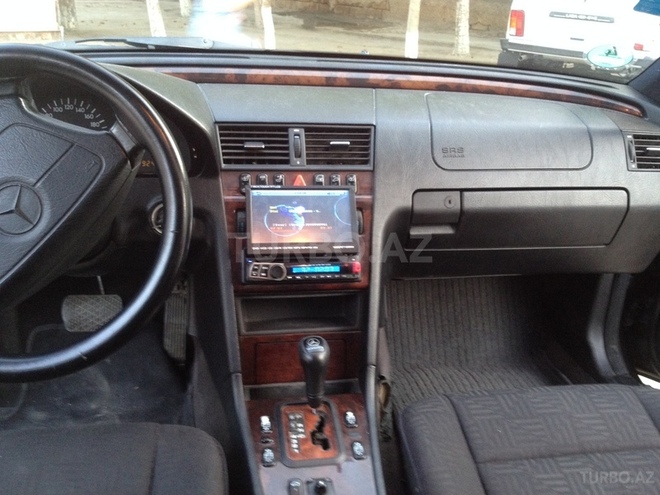 Mercedes C 200 1998, 188,655 km - 2.0 l - Sumqayıt