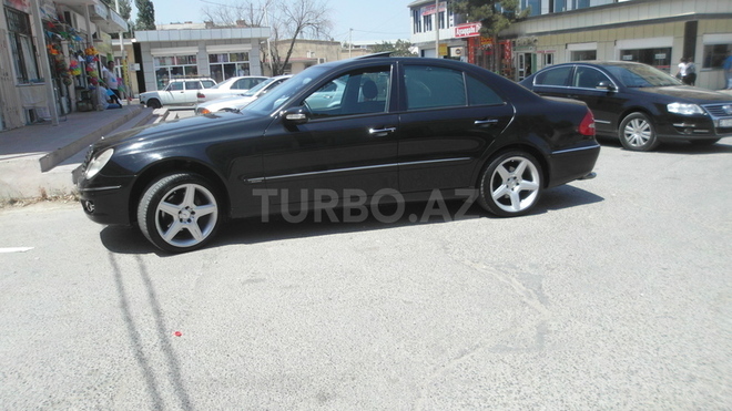 Mercedes E 320 2003, 207,000 km - 0.4 l - Bakı