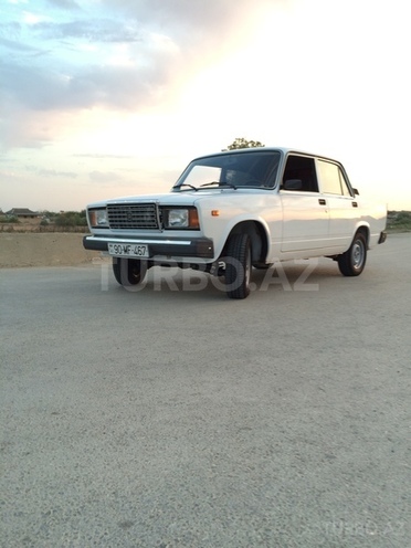 LADA (VAZ) 2107 2011, 70,000 km - 1.6 л - Salyan