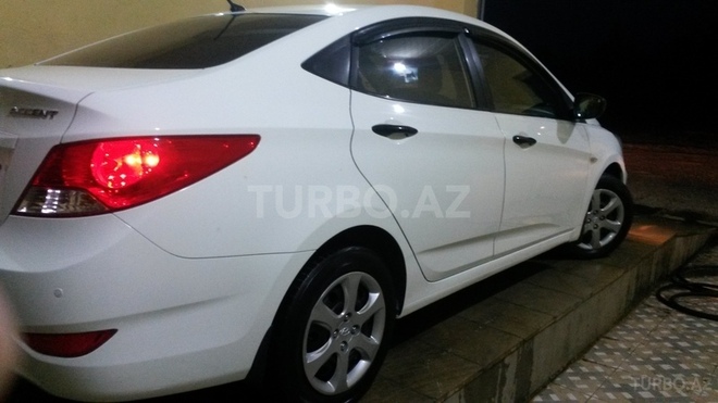 Hyundai Accent 2012, 91,300 km - 1.4 л - Kürdəmir