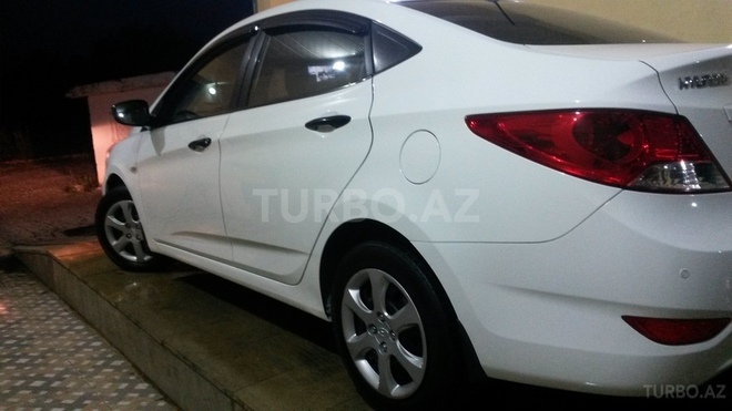 Hyundai Accent 2012, 91,300 km - 1.4 л - Kürdəmir