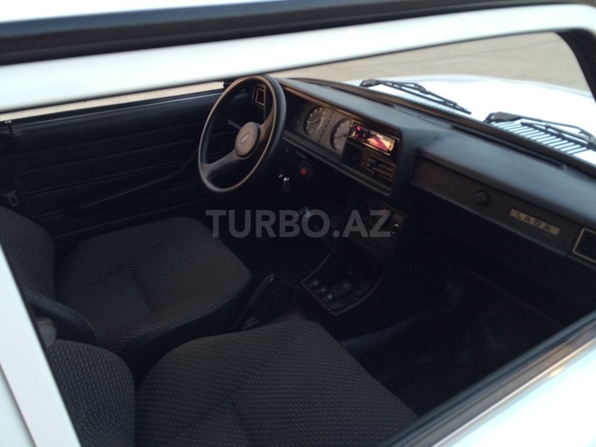 LADA (VAZ) 2107 2011, 70,000 km - 1.6 л - Salyan