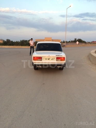 LADA (VAZ) 2107 2011, 70,000 km - 1.6 л - Salyan
