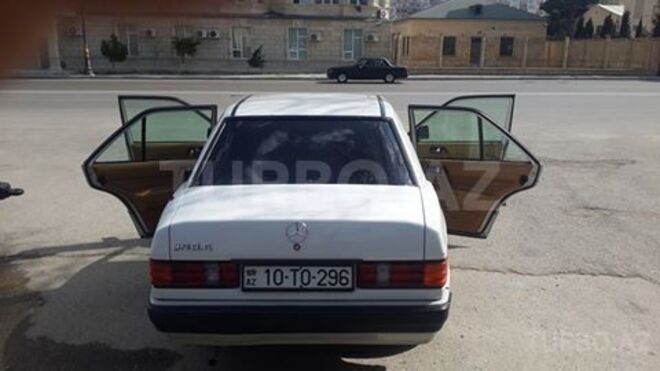 Mercedes 190 1989, 385,300 km - 2.0 l - Bakı