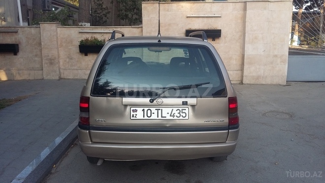 Opel Astra 1996, 280,000 km - 1.6 л - Bakı