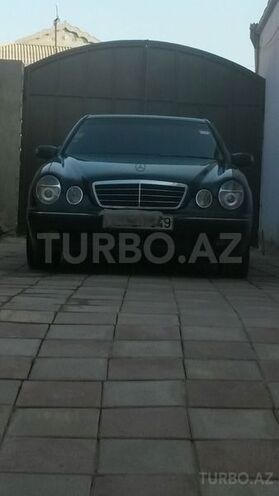 Mercedes E 270 2002, 284,000 km - 2.7 l - Bakı