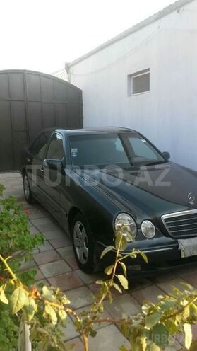 Mercedes E 270 2002, 284,000 km - 2.7 l - Bakı