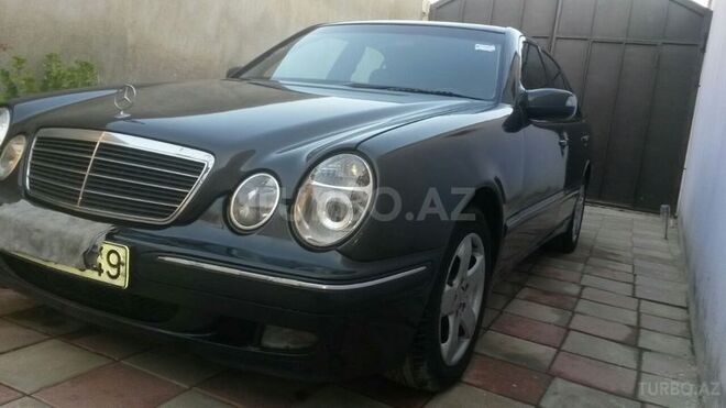 Mercedes E 270 2002, 284,000 km - 2.7 l - Bakı