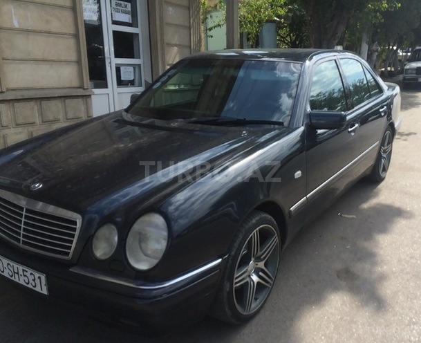 Mercedes E 240 1998, 250,000 km - 2.4 l - Bakı