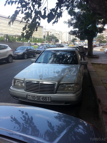 Mercedes C 220 1994, 250,000 km - 2.2 l - Bakı