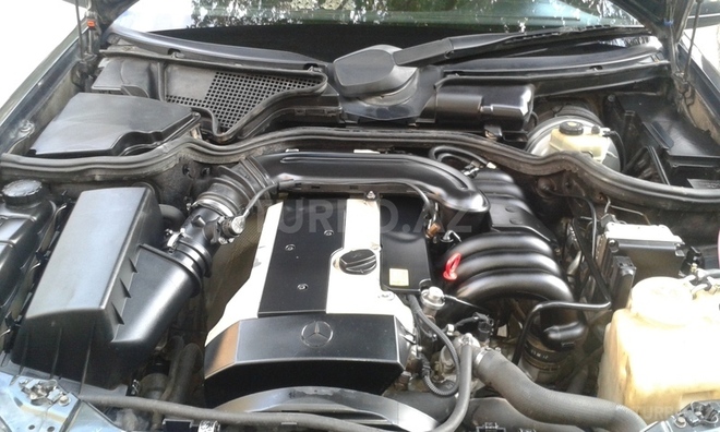 Mercedes E 240 1998, 200,135 km - 2.8 l - Bakı