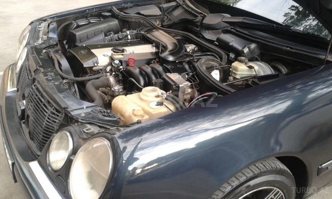 Mercedes E 240 1998, 200,135 km - 2.8 l - Bakı