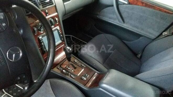 Mercedes E 240 2001, 360,000 km - 2.6 л - Bakı