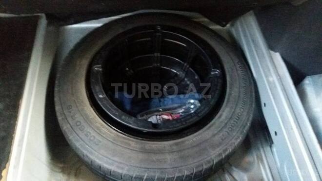Mercedes E 240 2001, 360,000 km - 2.6 л - Bakı