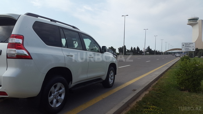 Toyota Prado 2014, 9,871 km - 2.7 l - Bakı