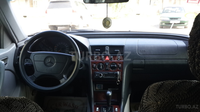 Mercedes C 180 1997, 274,000 km - 1.8 л - Sumqayıt