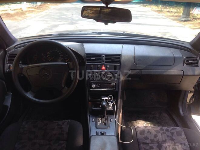 Mercedes C 250 1998, 320,000 km - 2.5 l - Sumqayıt