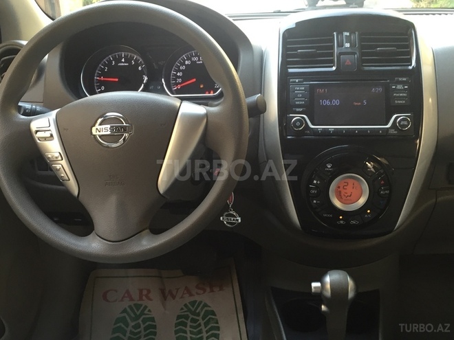 Nissan Sunny 2015, 21,800 km - 1.5 л - Bakı
